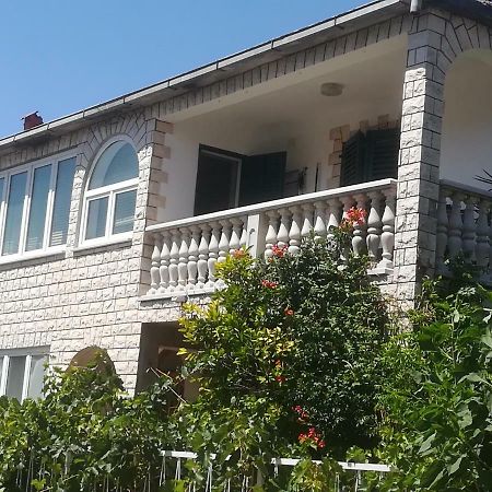 Apartman Lorena Stari Grad  Extérieur photo