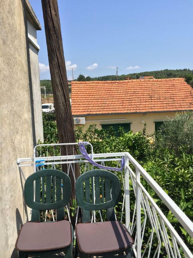 Apartman Lorena Stari Grad  Extérieur photo