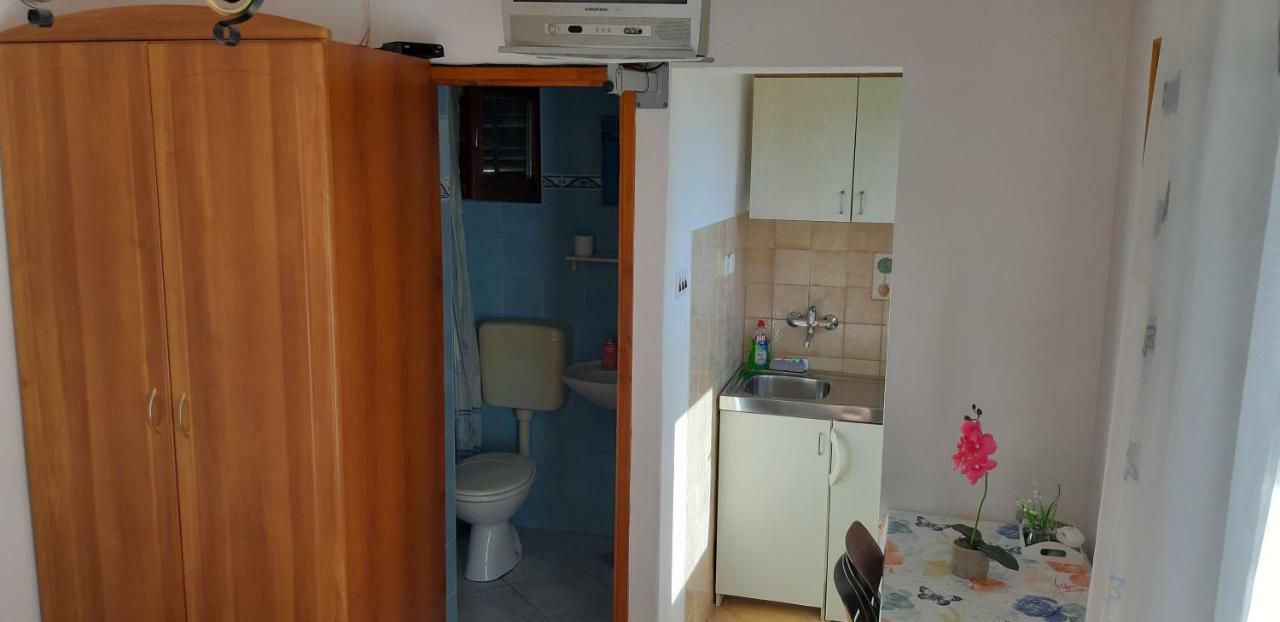 Apartman Lorena Stari Grad  Extérieur photo